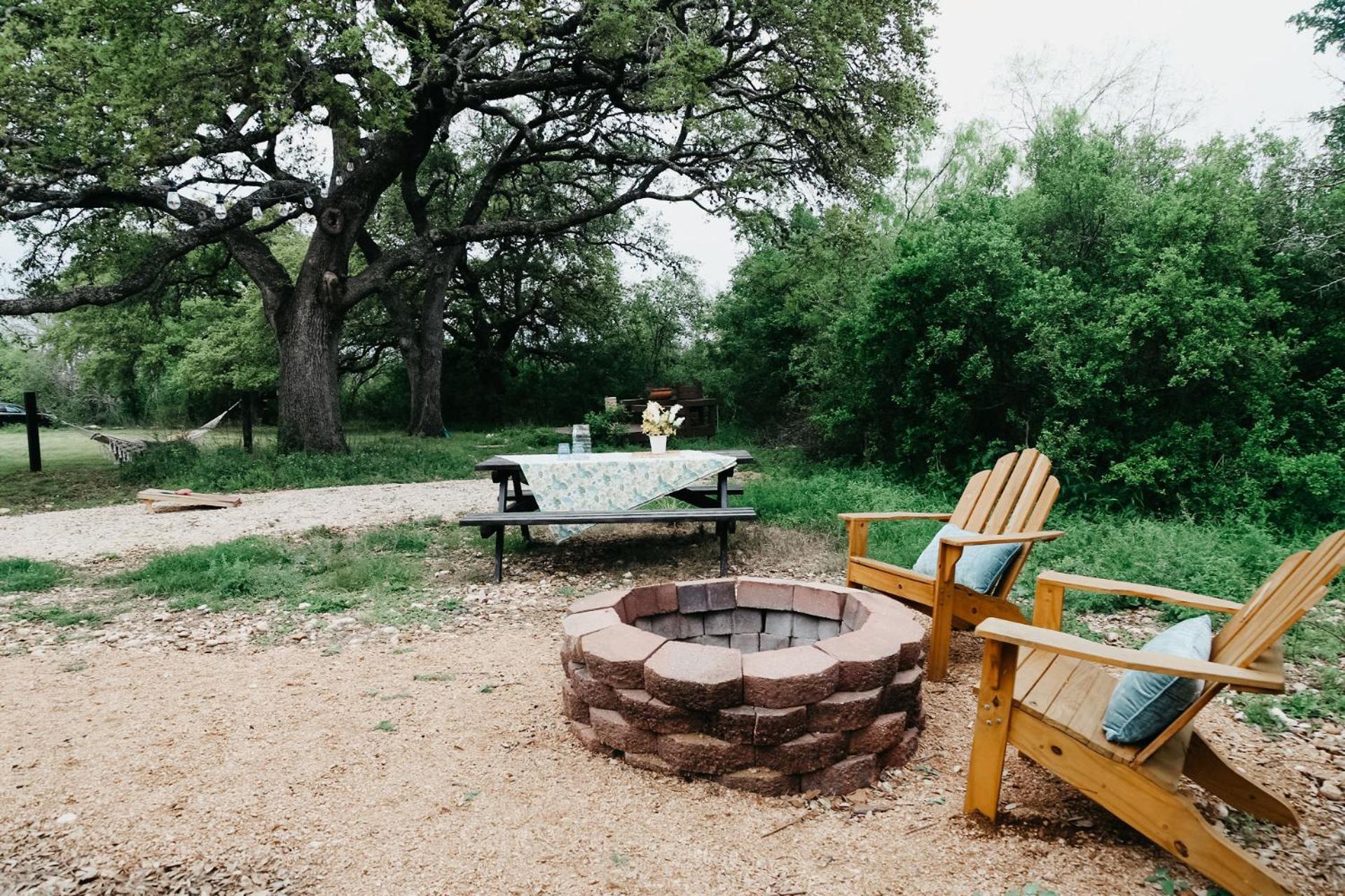 The Maverick: A-Frame W/ Hammock And Tree Top View New Braunfels Extérieur photo